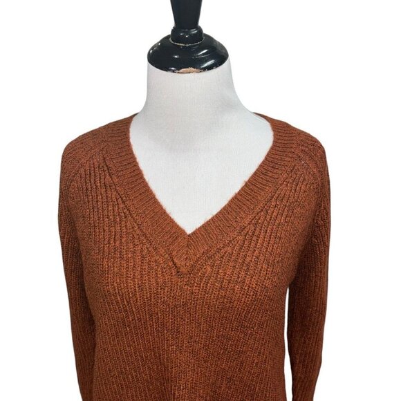 Natural Reflections Women's S Small Knit Sweater Long Sleeve V-Neckline Rust - Picture 2 of 6